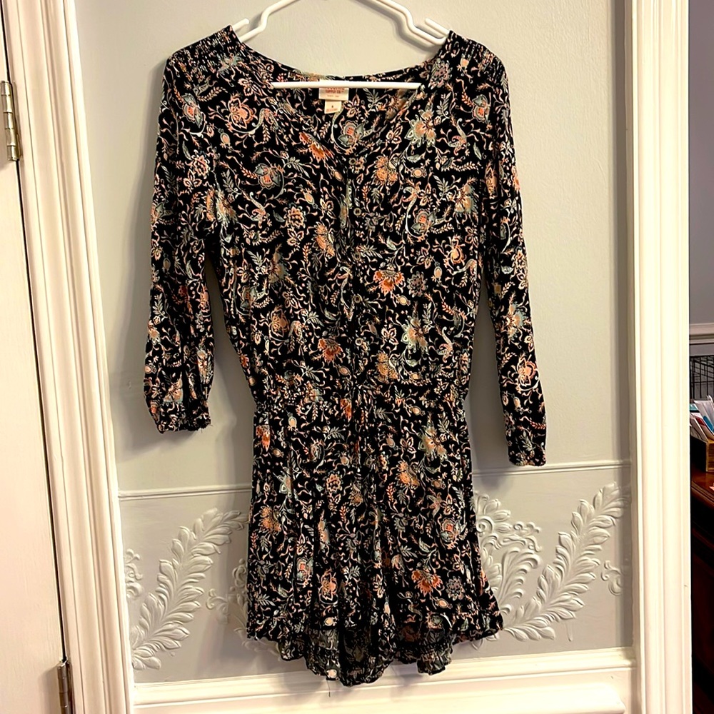 Mossimo Womens romper. Size S